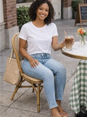 FRAME Light Wash Skinny Jeans Size 26 Mid Rise Stretch Denim